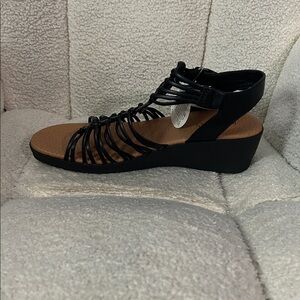 BareTraps Black Strappy Sandals